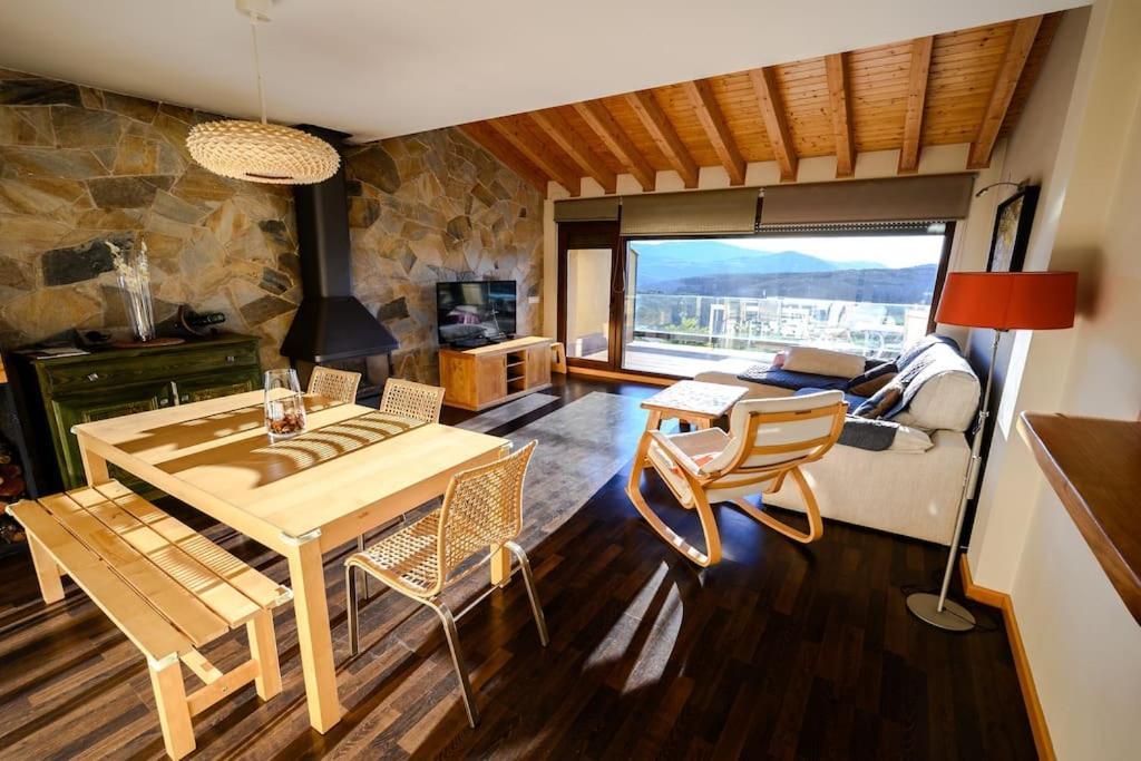 La Portilla De Gredos. * Hoyos del Espino